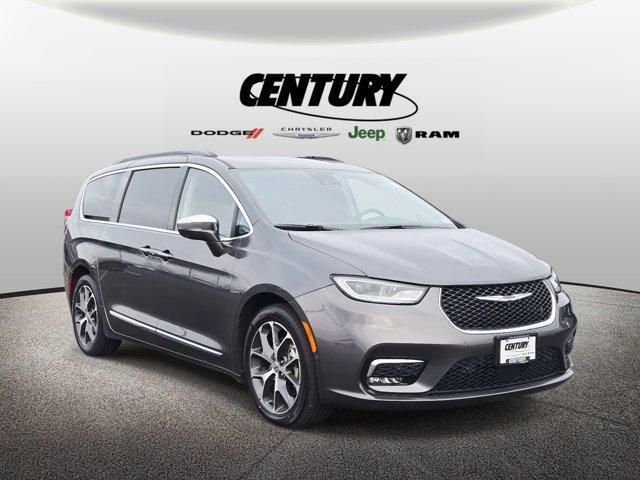 used 2022 Chrysler Pacifica car, priced at $25,977