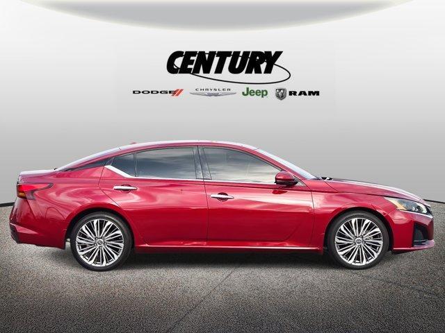 used 2024 Nissan Altima car, priced at $24,977