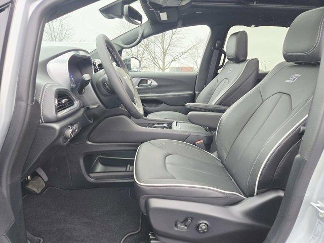 new 2026 Chrysler Pacifica car, priced at $45,745