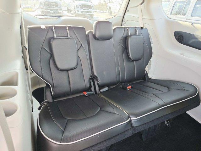 used 2024 Chrysler Pacifica car, priced at $36,977