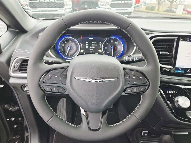 new 2026 Chrysler Pacifica car, priced at $41,405