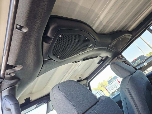 new 2026 Jeep Wrangler car, priced at $44,315