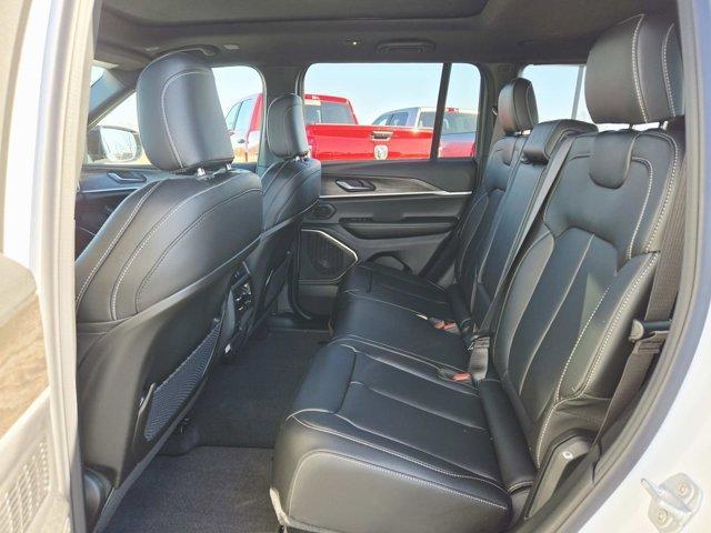 new 2026 Jeep Grand Cherokee car, priced at $46,210