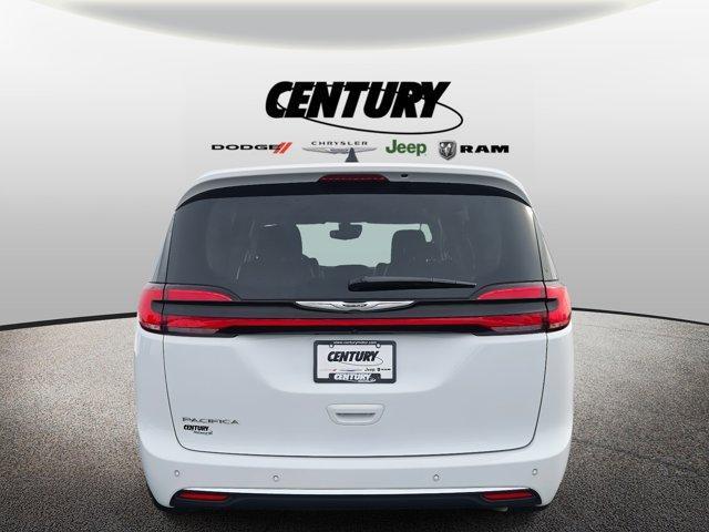 used 2024 Chrysler Pacifica car, priced at $31,977
