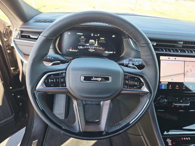 new 2025 Jeep Grand Cherokee car, priced at $55,925