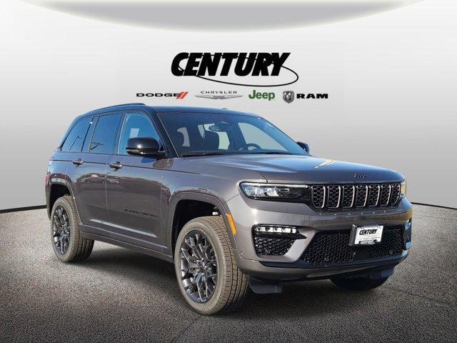 new 2025 Jeep Grand Cherokee car, priced at $55,925