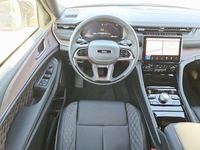 new 2025 Jeep Grand Cherokee car, priced at $55,925