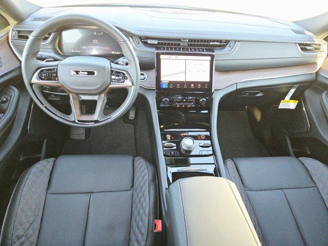 new 2025 Jeep Grand Cherokee car, priced at $55,925