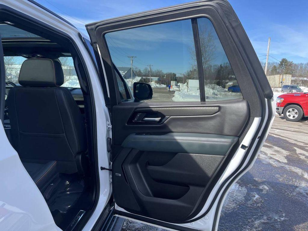 used 2025 GMC Yukon car, priced at $73,975