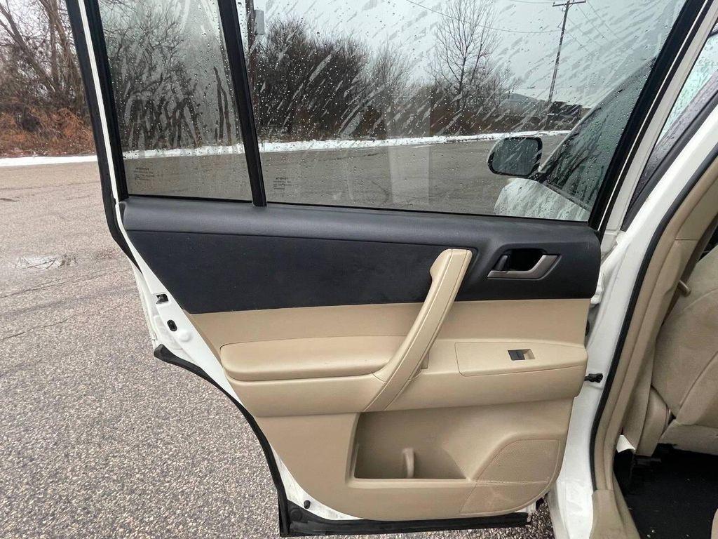 used 2011 Toyota Highlander car, priced at $6,975