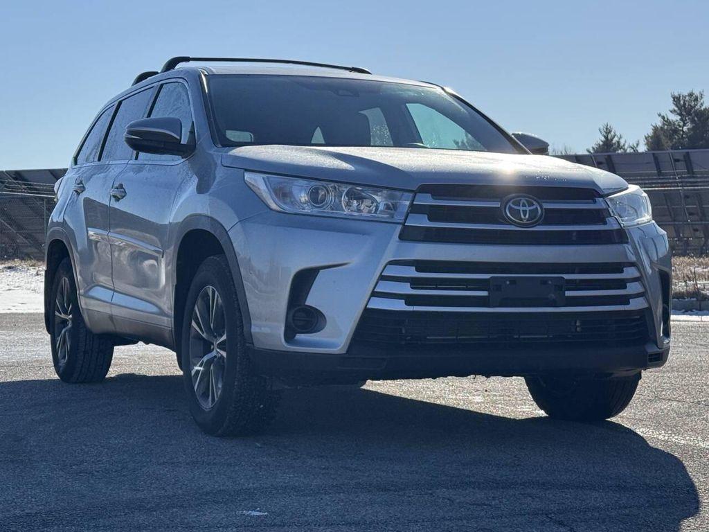 used 2019 Toyota Highlander car, priced at $23,975