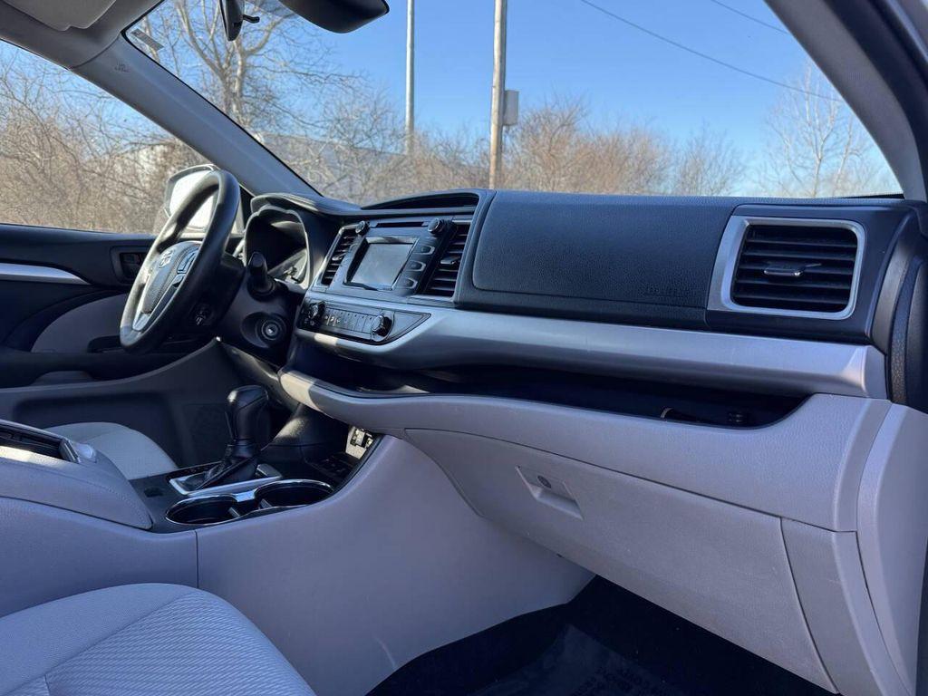 used 2019 Toyota Highlander car, priced at $23,975