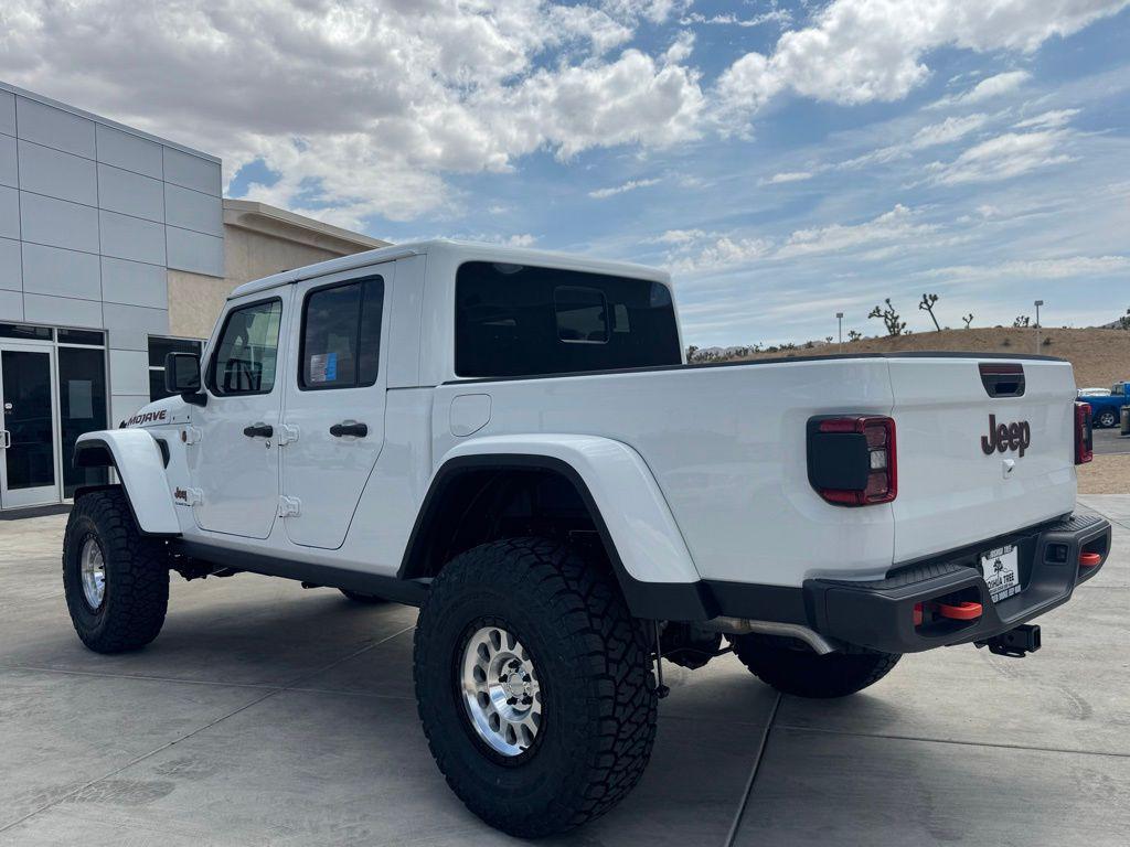 new 2025 Jeep Gladiator car, priced at $61,775