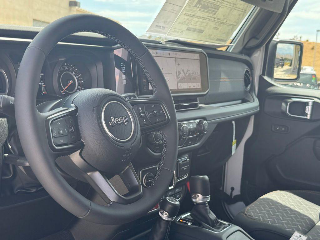 new 2025 Jeep Gladiator car, priced at $61,775