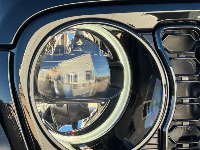 new 2026 Jeep Wrangler car, priced at $46,995