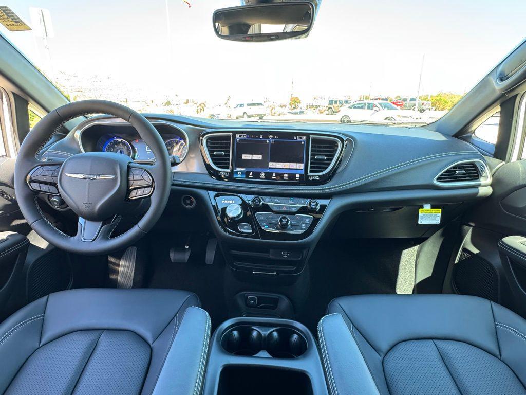 new 2026 Chrysler Pacifica car, priced at $44,860