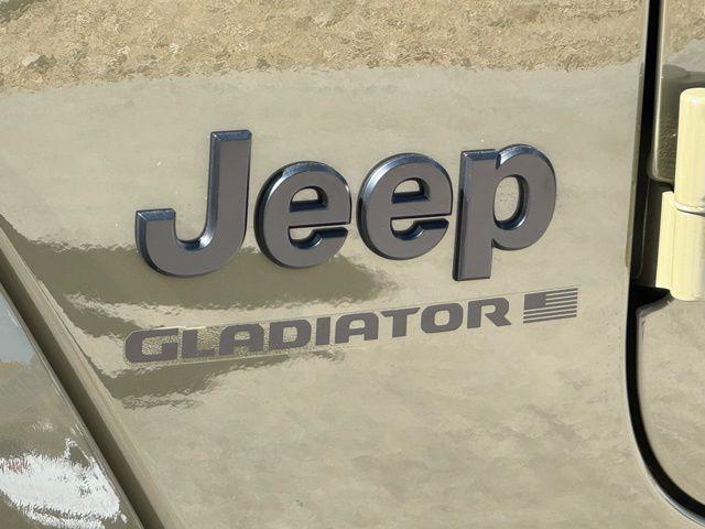 new 2026 Jeep Gladiator car, priced at $43,372