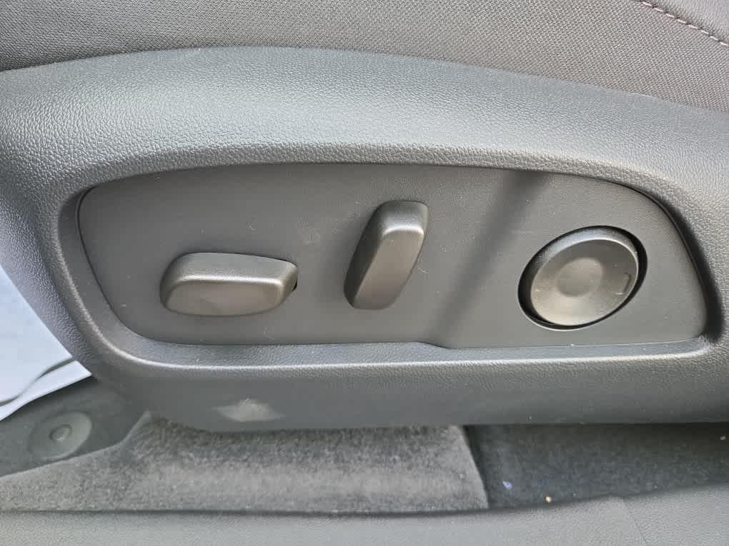 new 2026 Chevrolet Equinox car, priced at $31,977