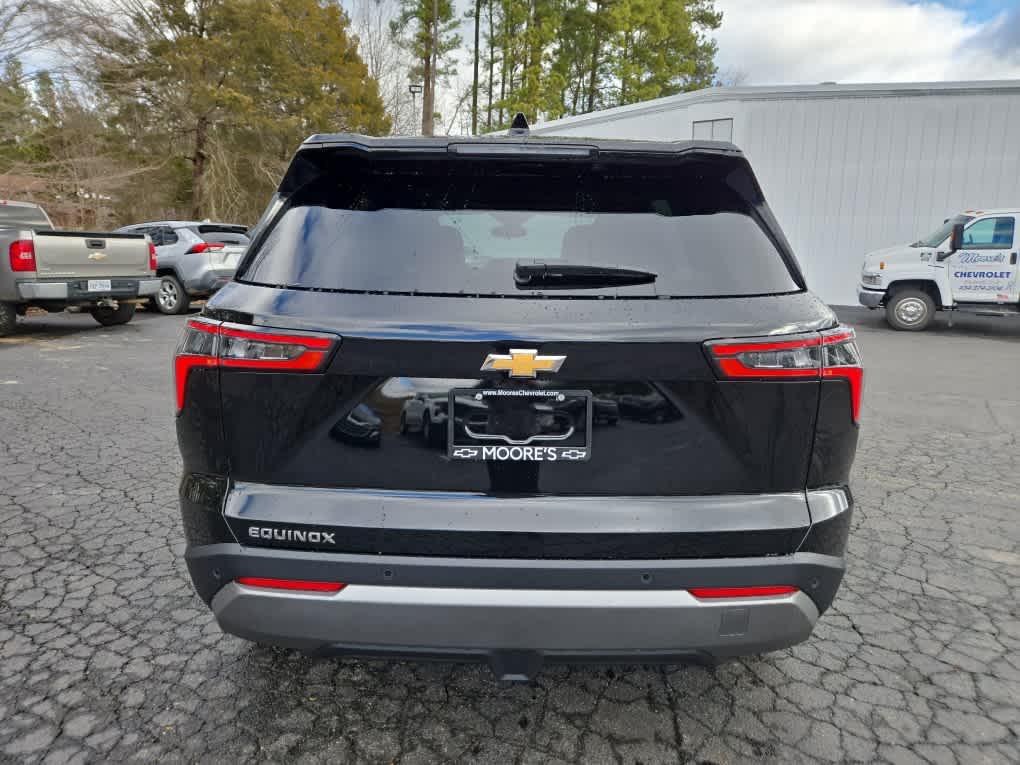 new 2026 Chevrolet Equinox car, priced at $31,977