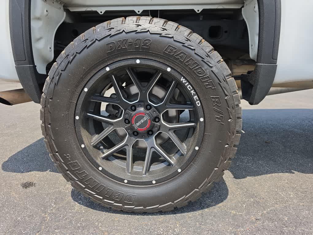 used 2022 GMC Sierra 1500 car, priced at $34,811