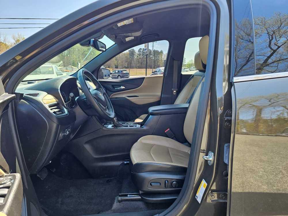 used 2024 Chevrolet Equinox car, priced at $23,668