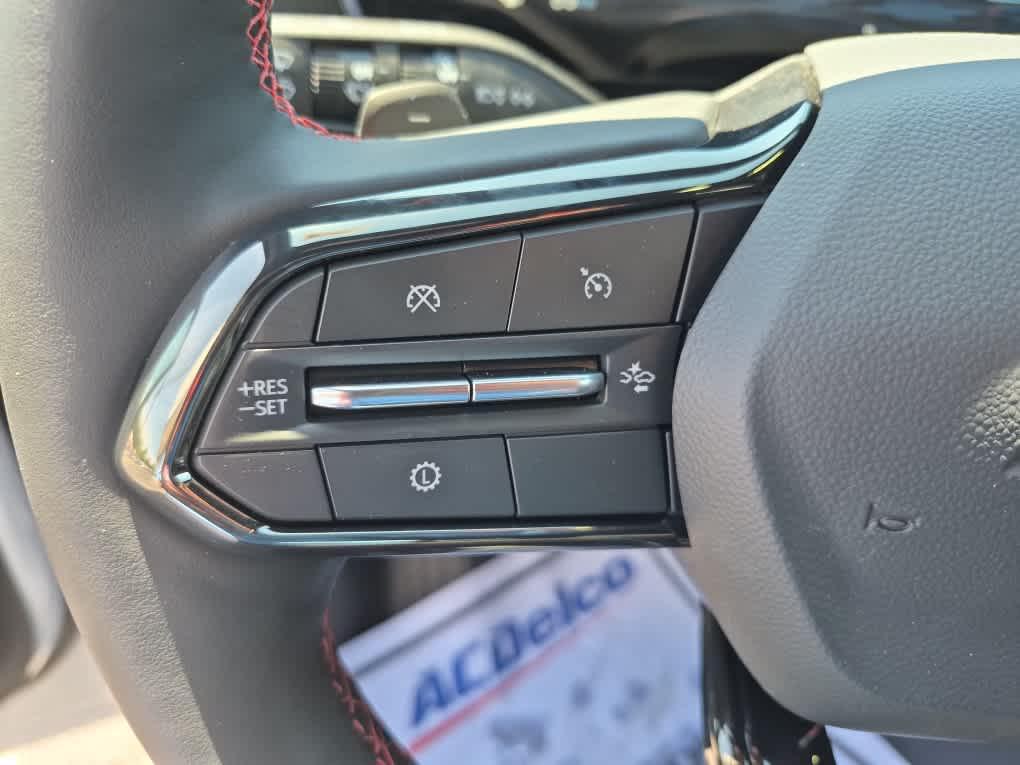 new 2026 Chevrolet Equinox car, priced at $40,979