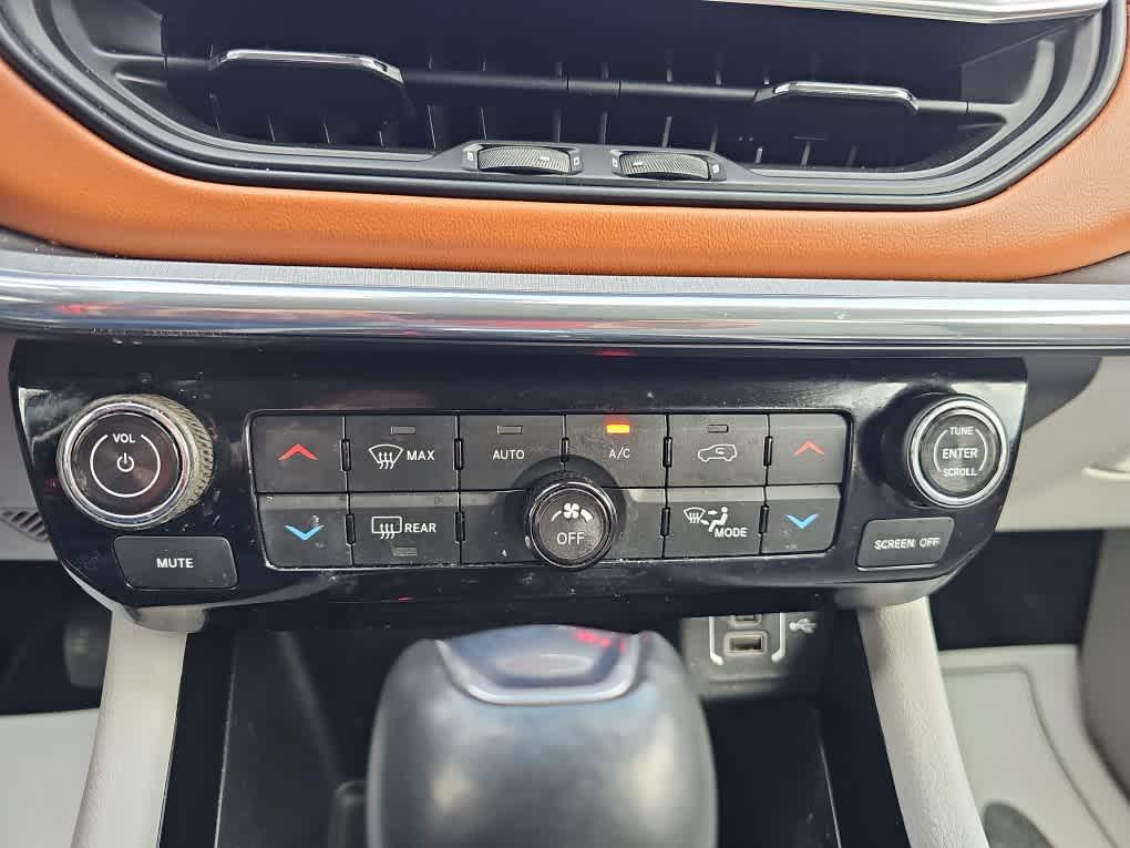 used 2022 Jeep Compass car, priced at $16,999