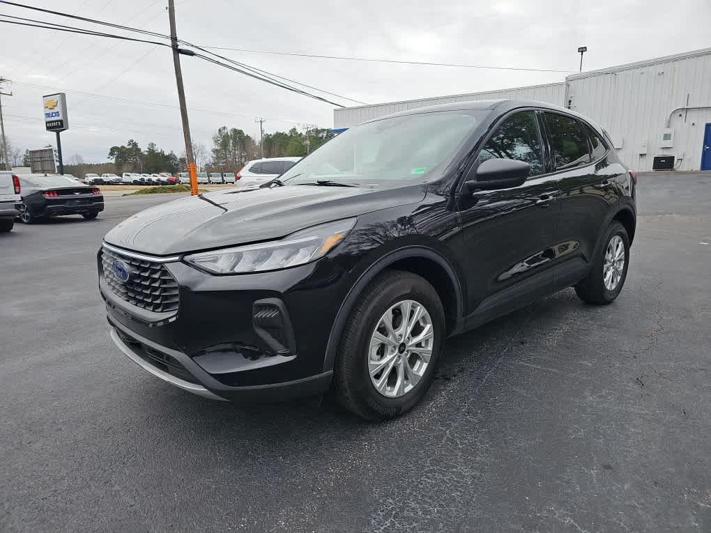 used 2025 Ford Escape car, priced at $21,975