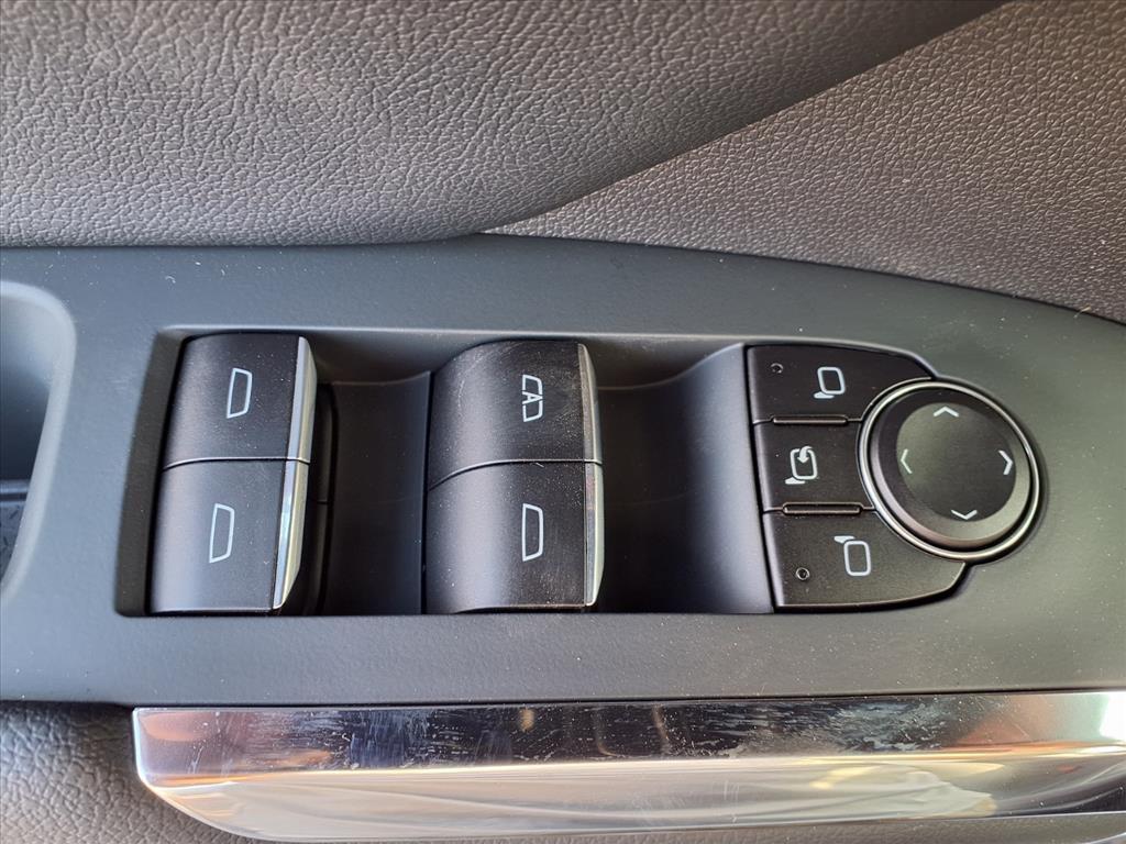 new 2026 Chevrolet Traverse car, priced at $53,194