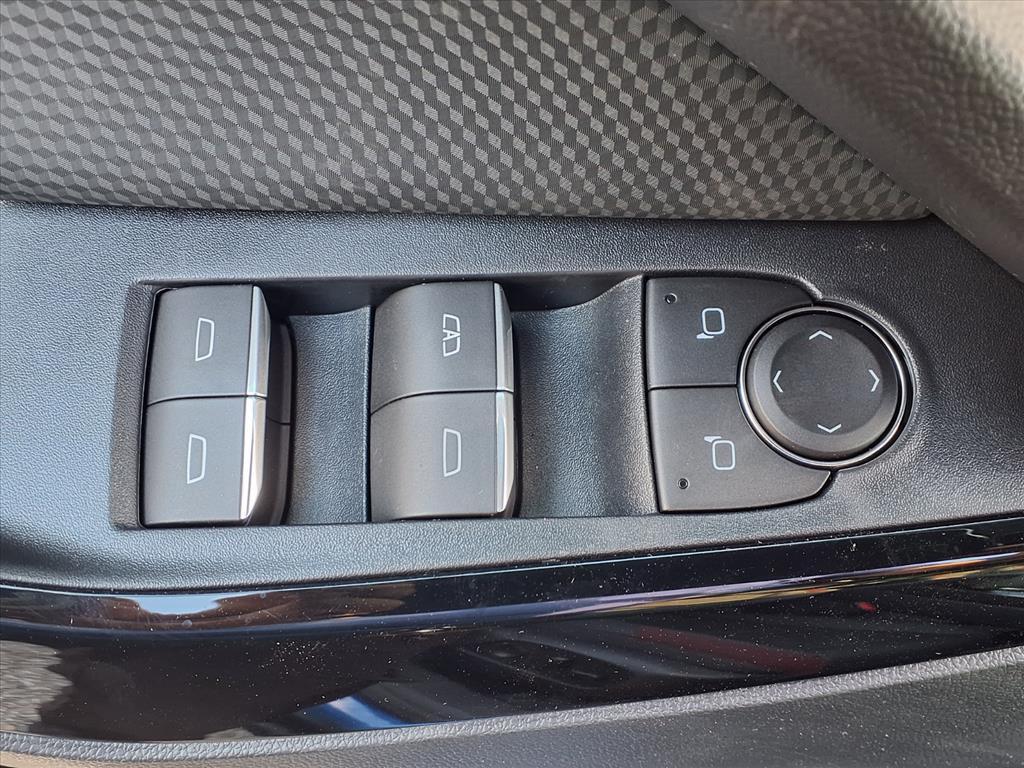 new 2026 Chevrolet Equinox car, priced at $30,840