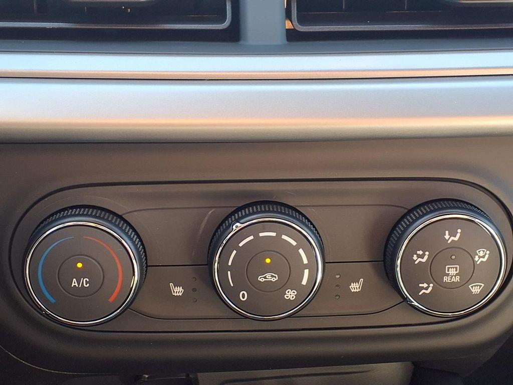 new 2026 Chevrolet Trax car, priced at $25,450