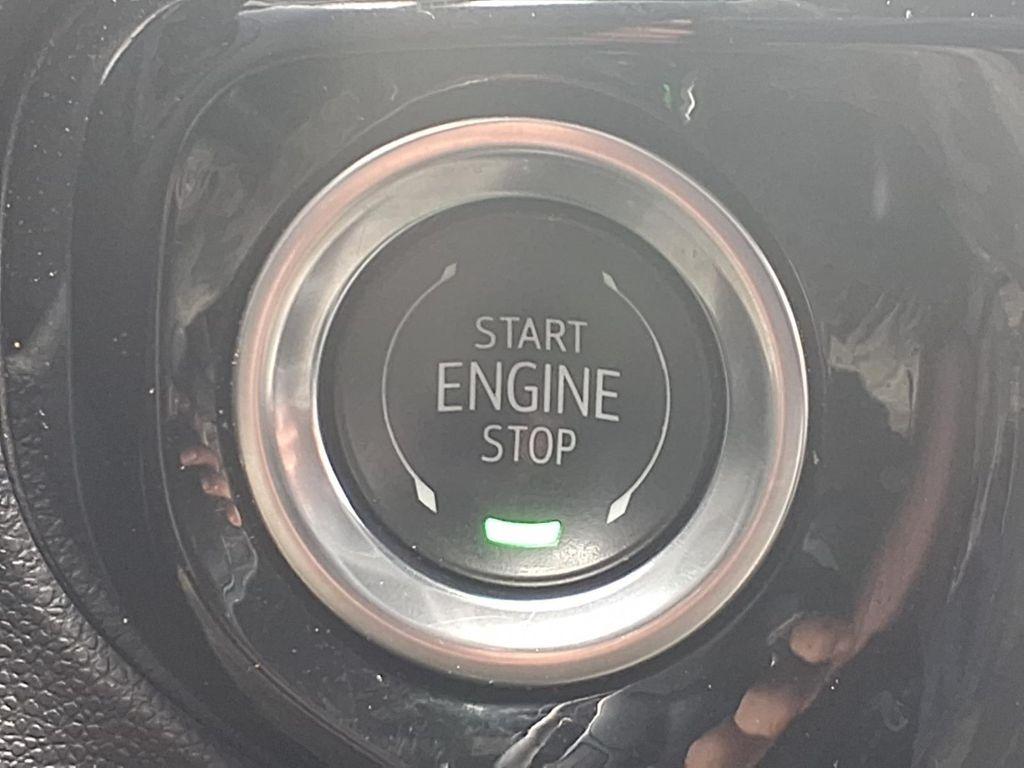 used 2025 GMC Sierra 1500 car, priced at $37,112