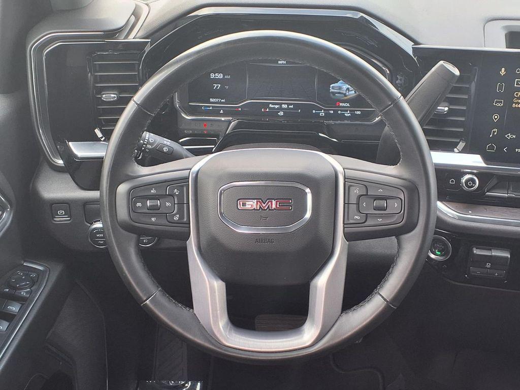 used 2025 GMC Sierra 1500 car, priced at $37,112
