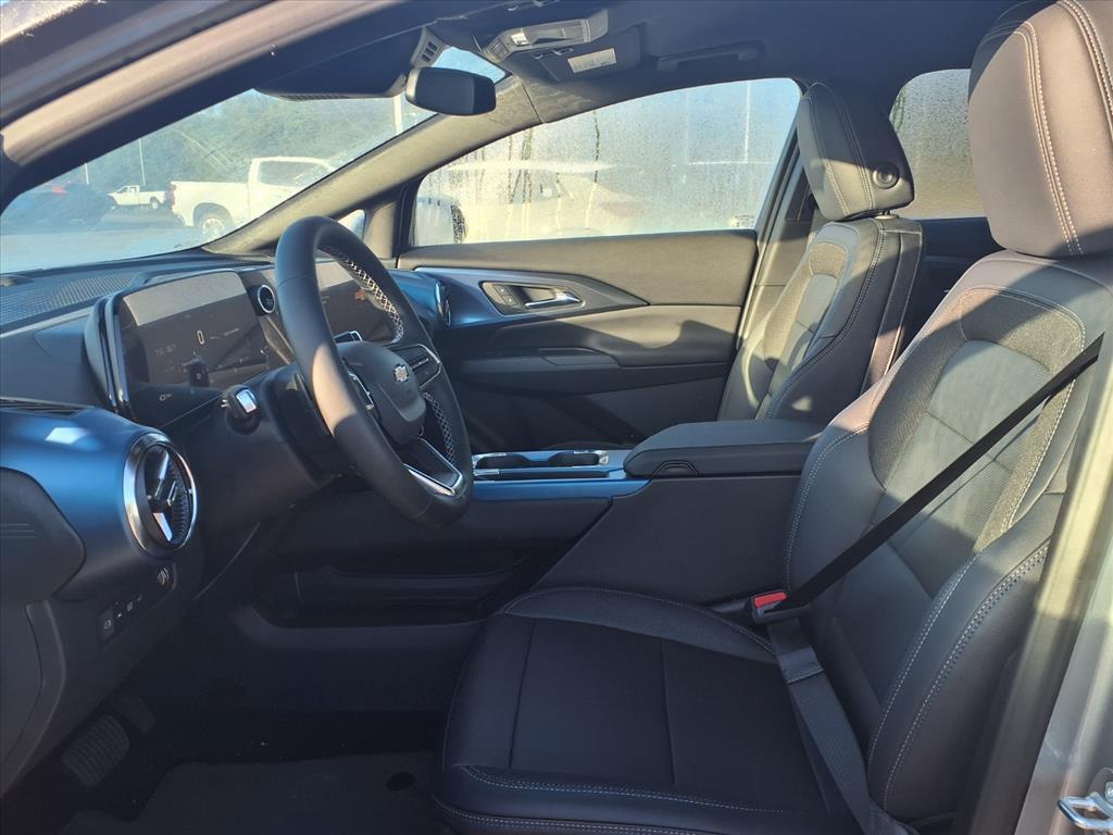 new 2026 Chevrolet Equinox EV car, priced at $32,545