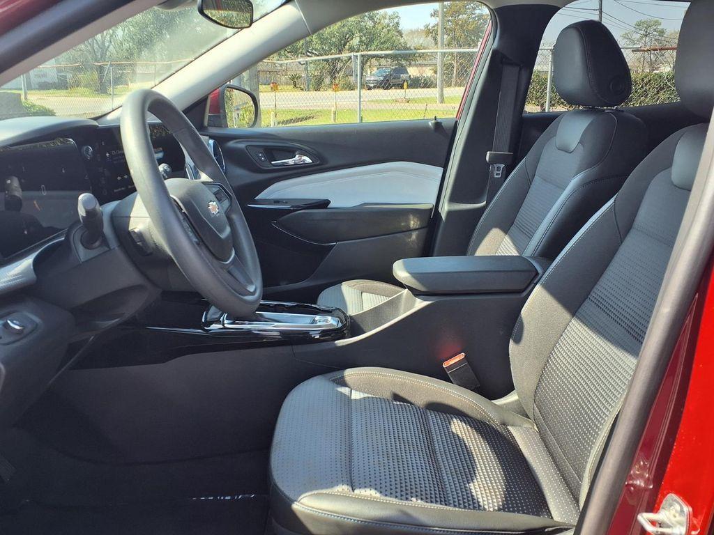 used 2025 Chevrolet Trax car, priced at $19,683