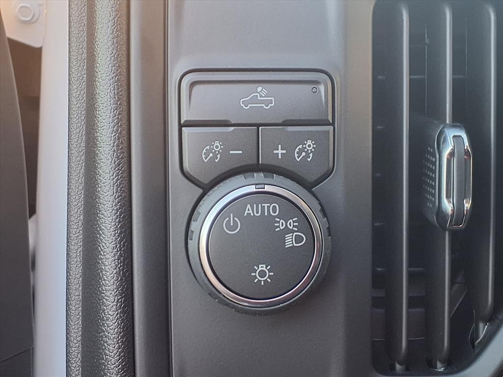 new 2026 Chevrolet Silverado 1500 car, priced at $33,435