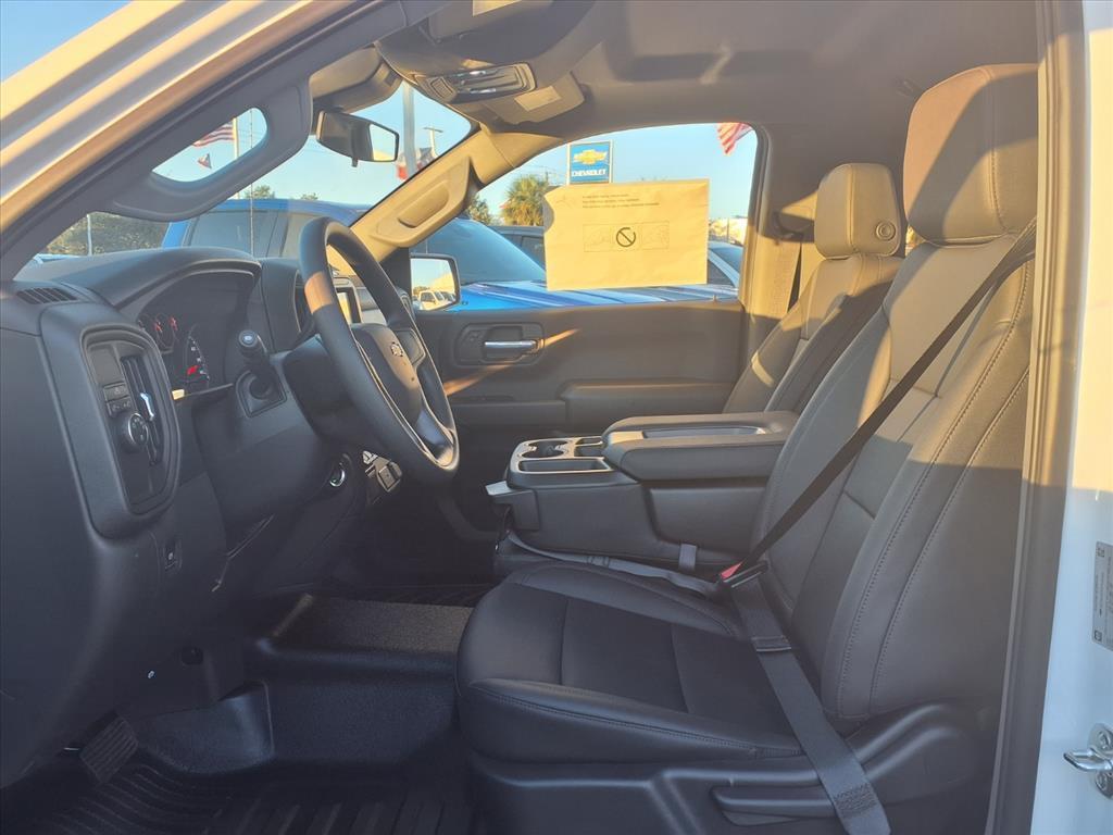 new 2026 Chevrolet Silverado 1500 car, priced at $33,435