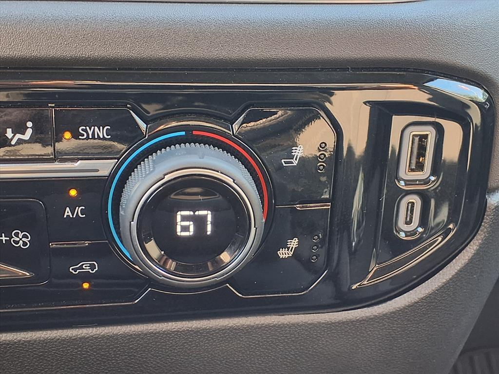 used 2025 Chevrolet Silverado 1500 car, priced at $38,690