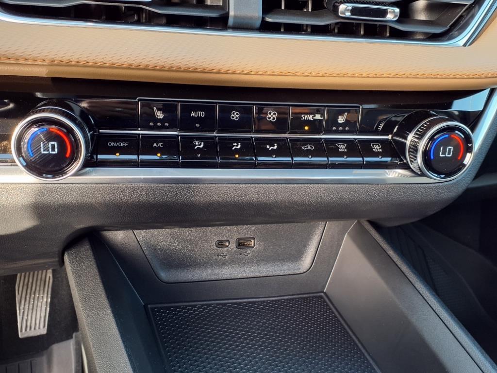 new 2026 Chevrolet Equinox car, priced at $32,655