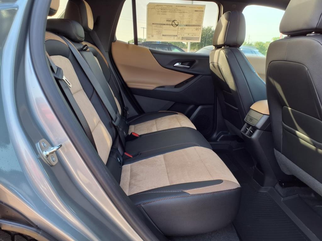 new 2026 Chevrolet Equinox car, priced at $32,655