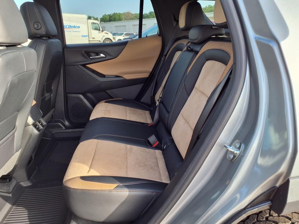 new 2026 Chevrolet Equinox car, priced at $32,655