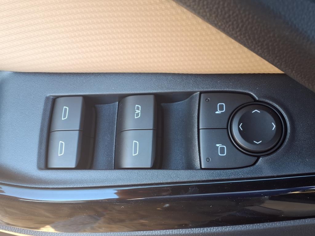 new 2026 Chevrolet Equinox car, priced at $30,335