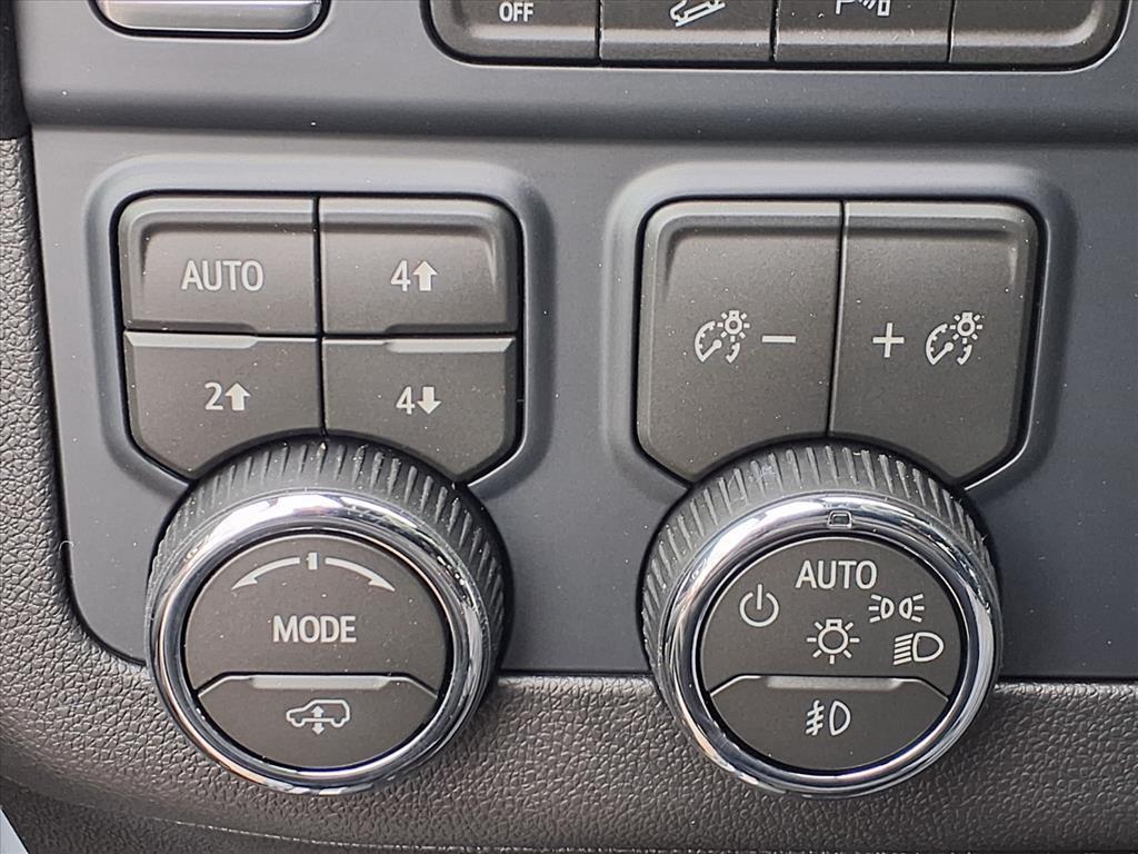 new 2026 Chevrolet Suburban car, priced at $95,205