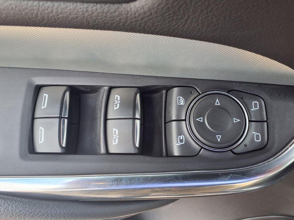 used 2023 Cadillac XT4 car, priced at $19,653