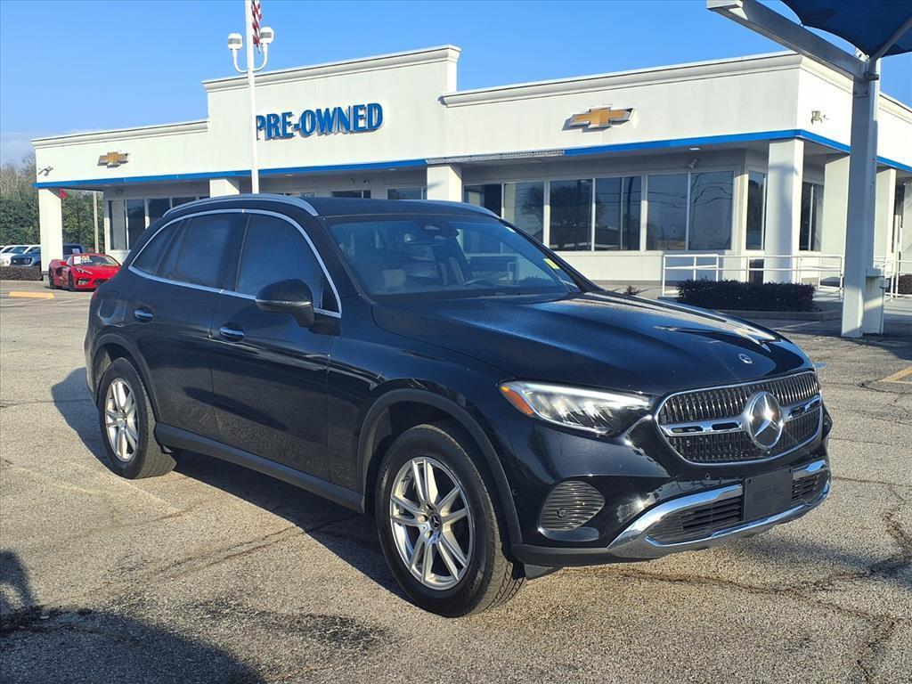 used 2023 Mercedes-Benz GLC 300 car, priced at $36,004