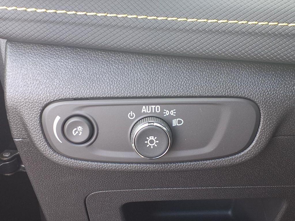 new 2026 Chevrolet TrailBlazer car, priced at $28,885