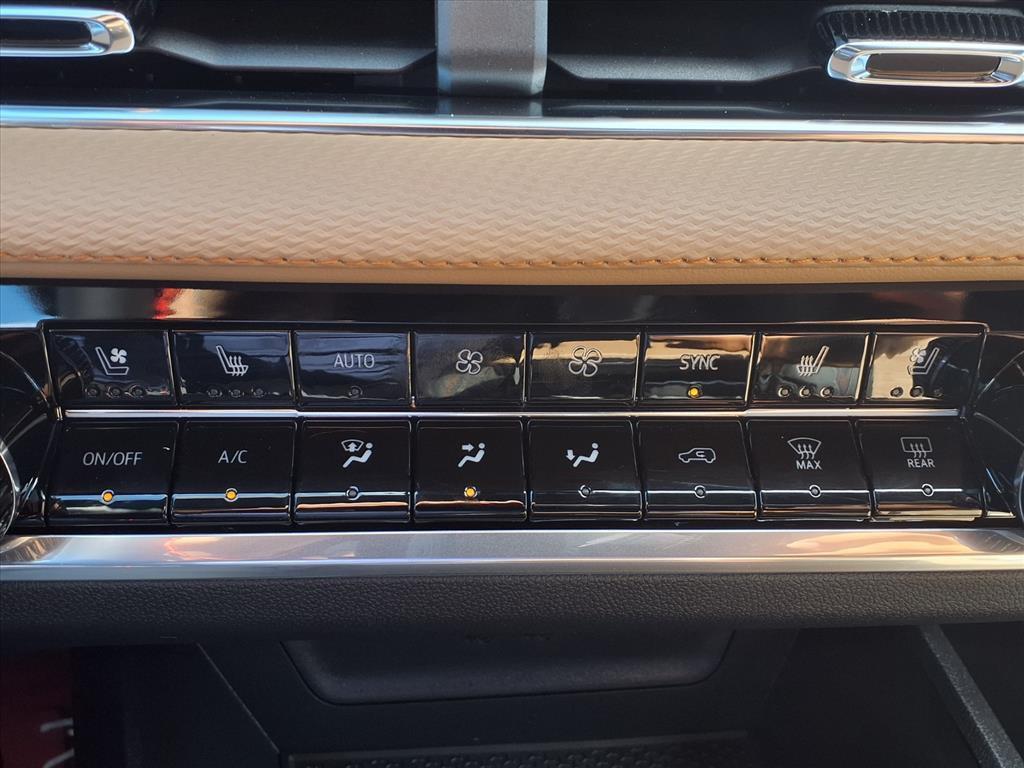 new 2026 Chevrolet Equinox car, priced at $33,790