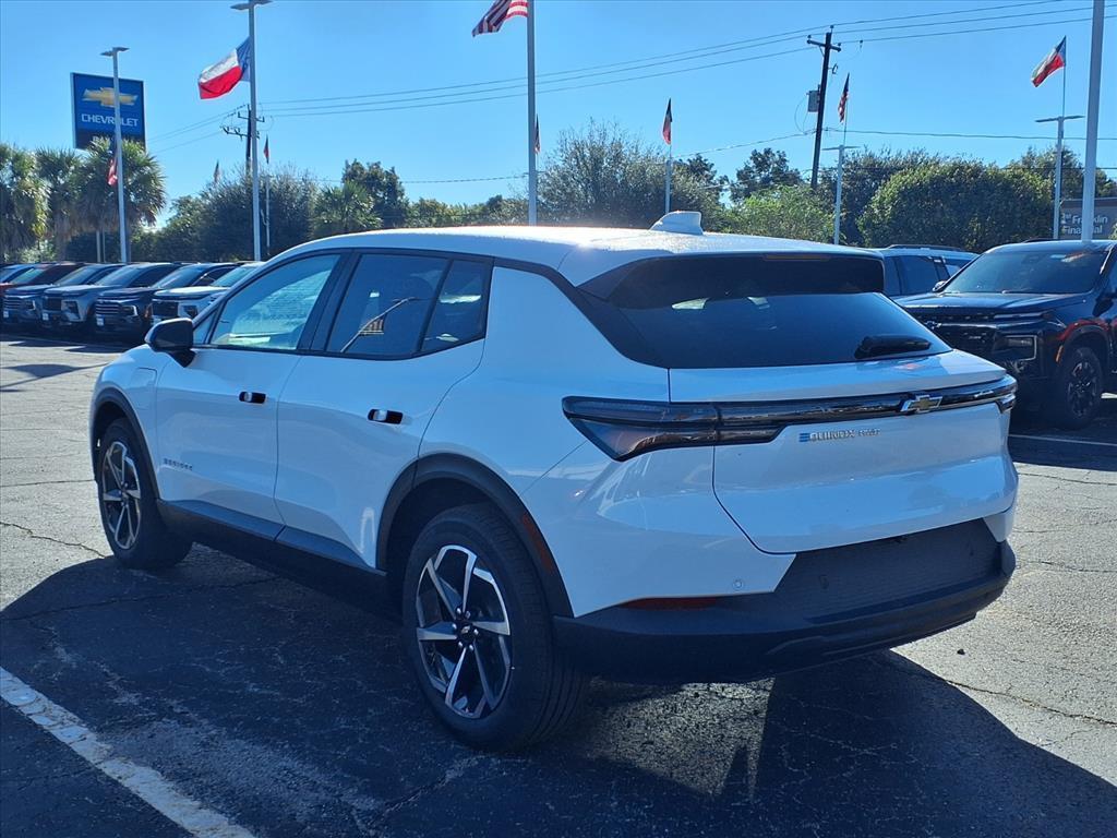 new 2026 Chevrolet Equinox EV car, priced at $32,940