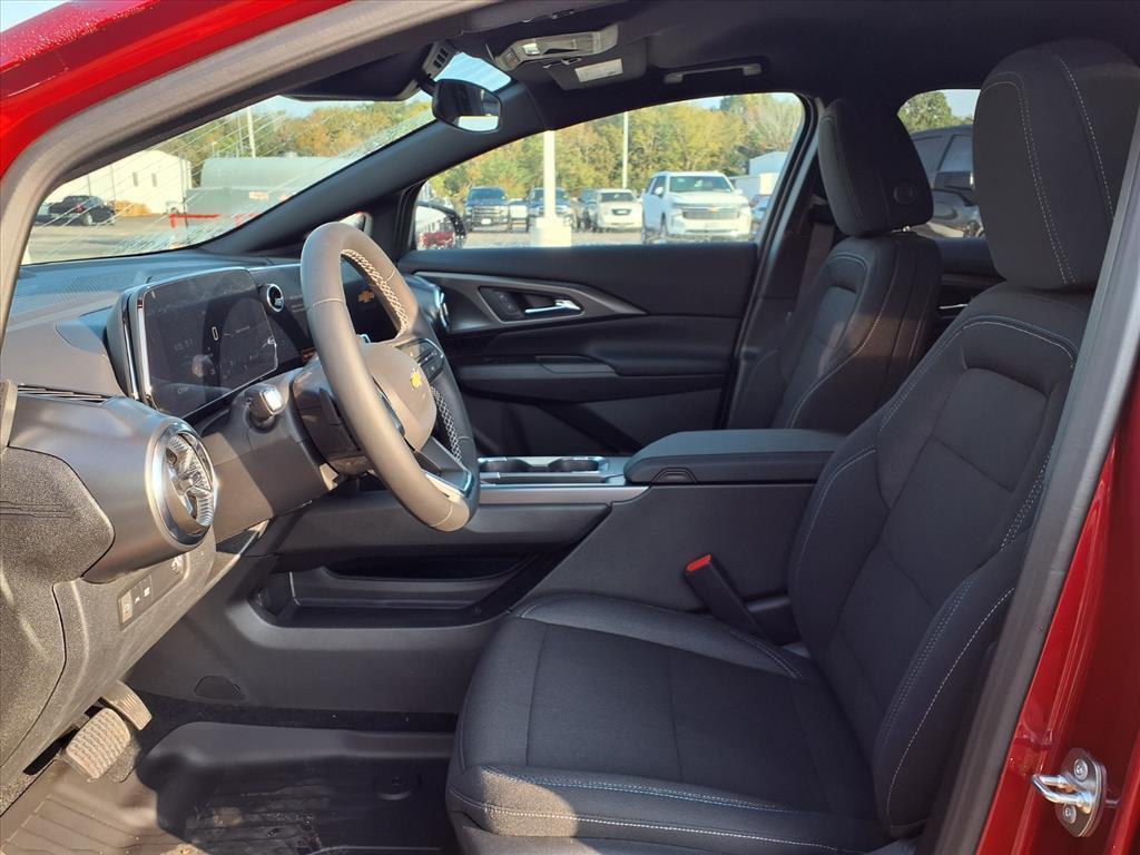 new 2026 Chevrolet Equinox EV car, priced at $33,435