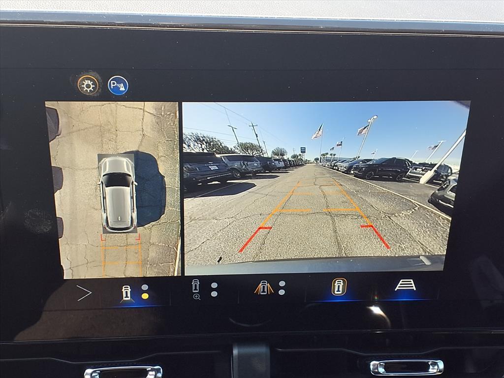 new 2026 Chevrolet Equinox car, priced at $30,840